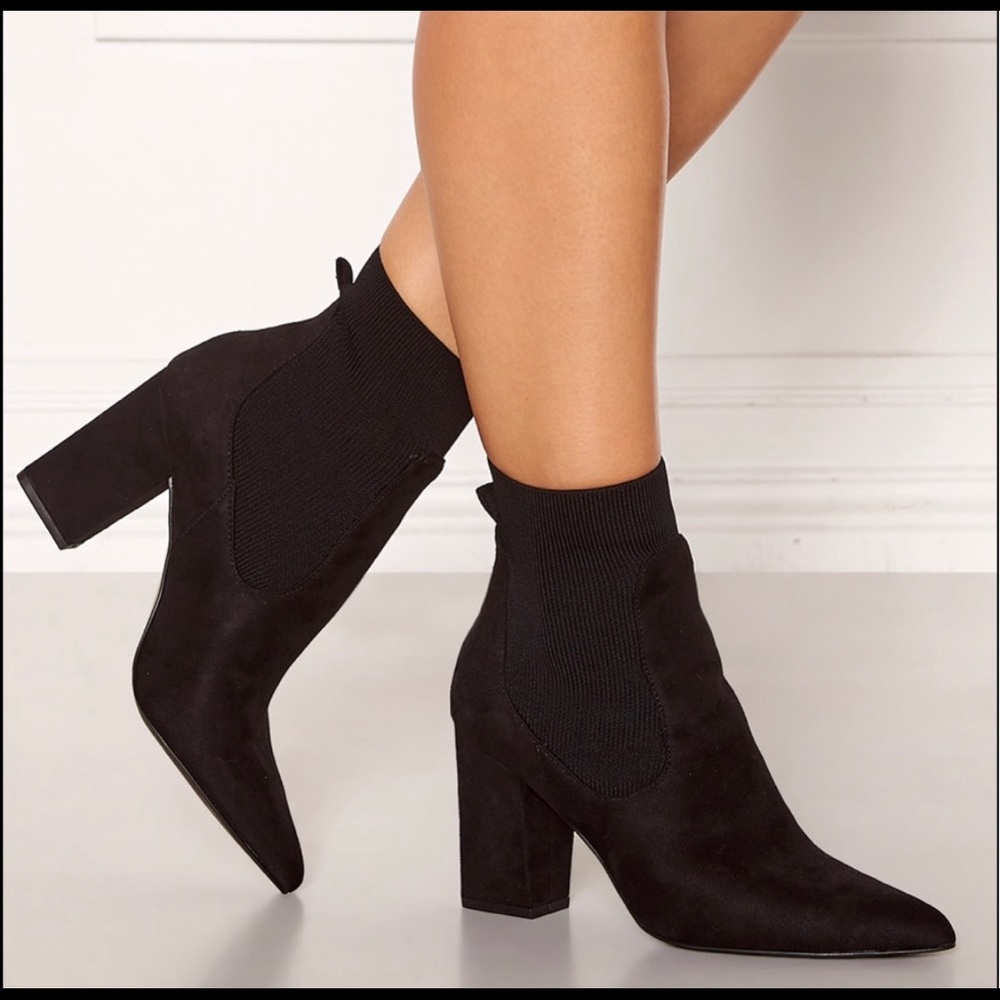 Steve Madden booties